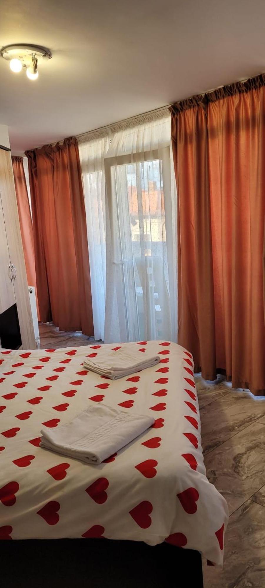 Casa Iris Apartment Iasi Bagian luar foto