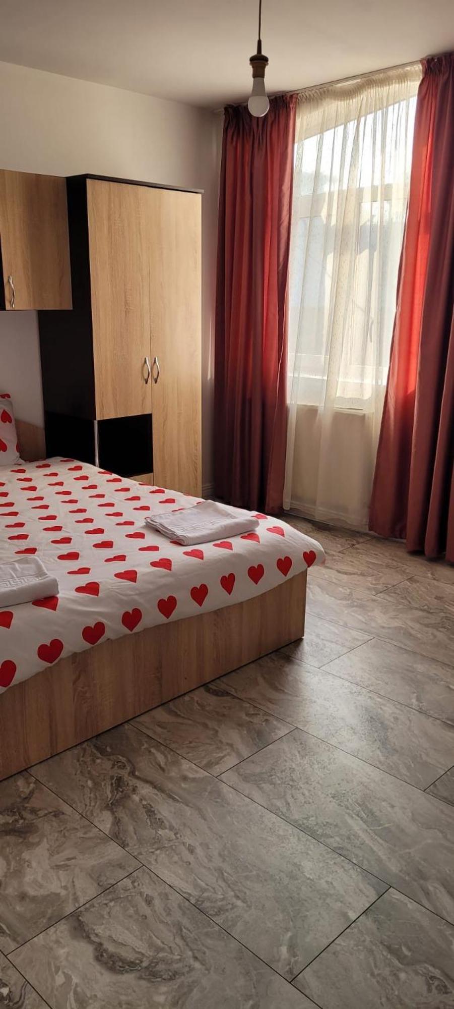 Casa Iris Apartment Iasi Bagian luar foto
